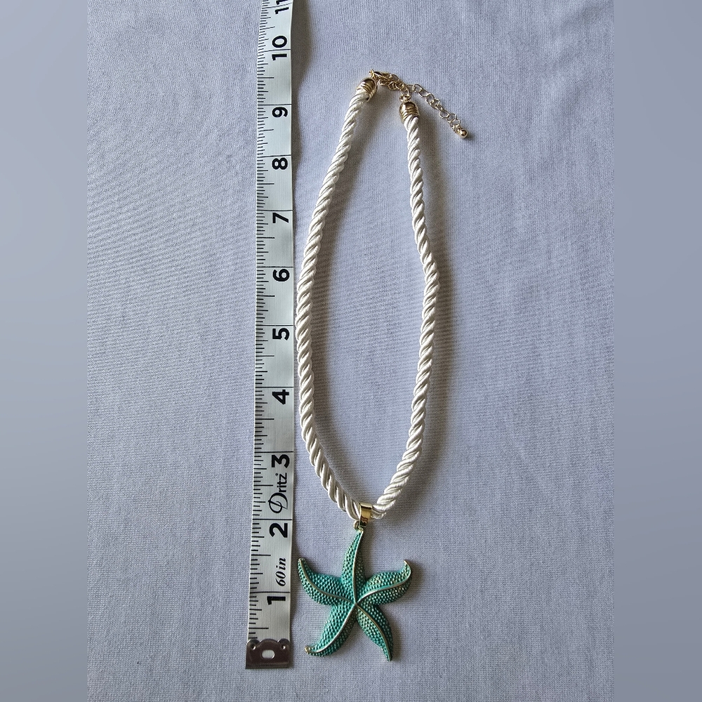 Trending Elegant Starfish Pendant Necklace - Picture 9 of 11